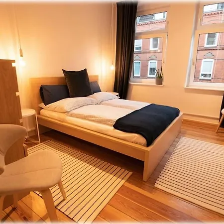 Gemuetlich - 2 Zimmer-altbau, 24h Check-in Apartment