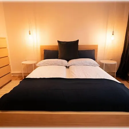 公寓 Gemuetlich - 2 Zimmer-altbau, 24h Check-in 基尔
