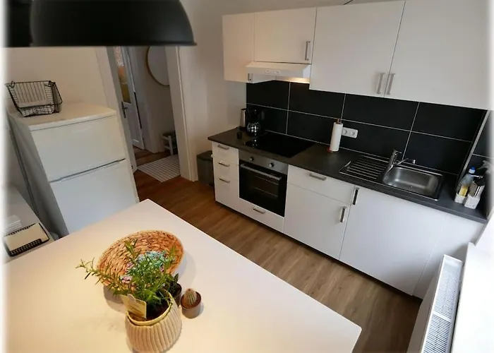 Gemuetlich - 2 Zimmer-altbau, 24h Check-in Kiel