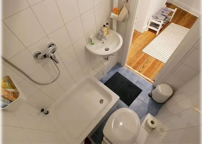 Gemuetlich - 2 Zimmer-altbau, 24h Check-in Kiel